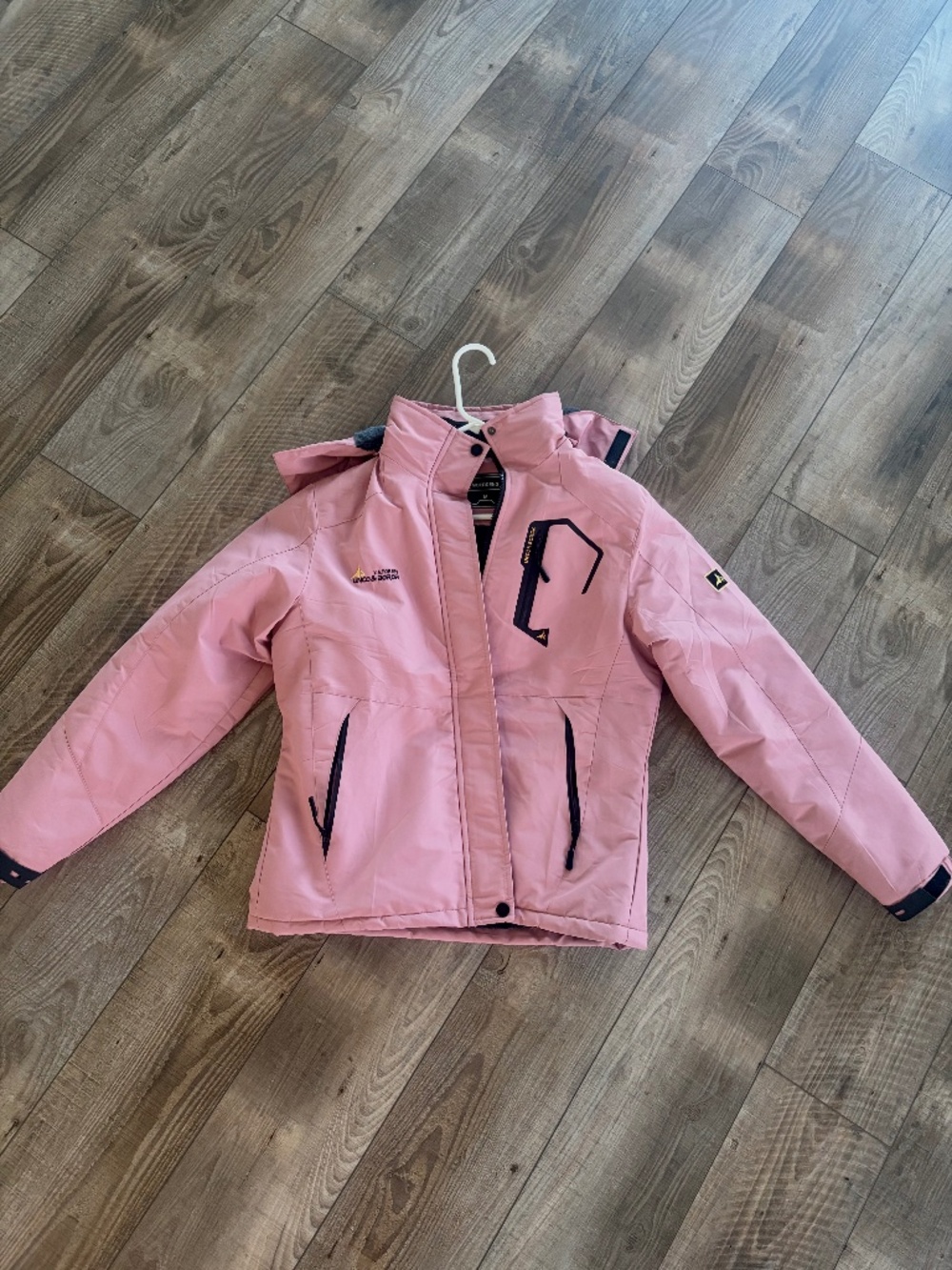 Amazon winter/ women’s ski coat